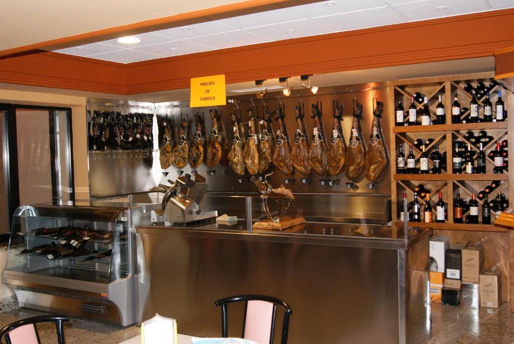 Hotel Alameda Alba De Tormes Ngoại thất bức ảnh